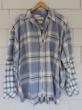 Urban Outfitters BDG Purple Lilac Oversized Distressed Flannel Shirt Size Small